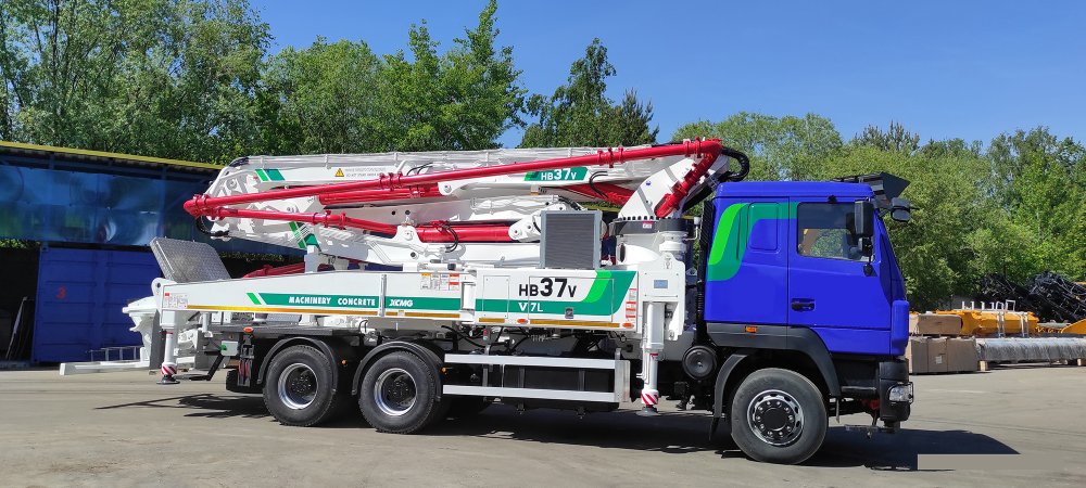 Автобетононасос XCMG HB37V
