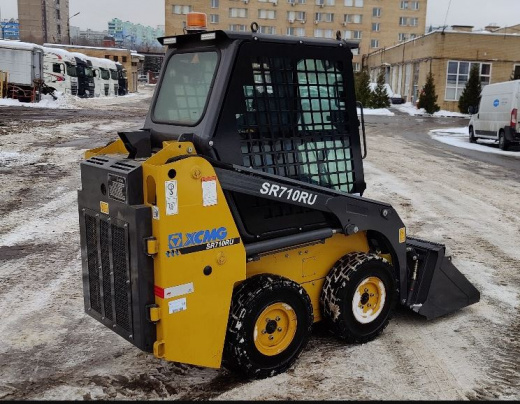Мини-погрузчик XCMG SR710RU